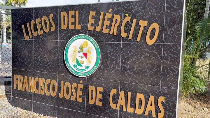 Publicación reciente de Instagram de @liceosdelejercitonacional